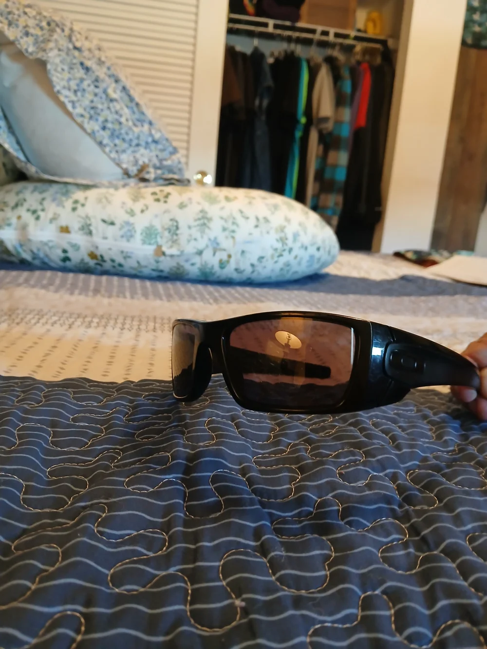 2 Pairs Of Oakley Fuel Cell Men's Polarized Sunglasses